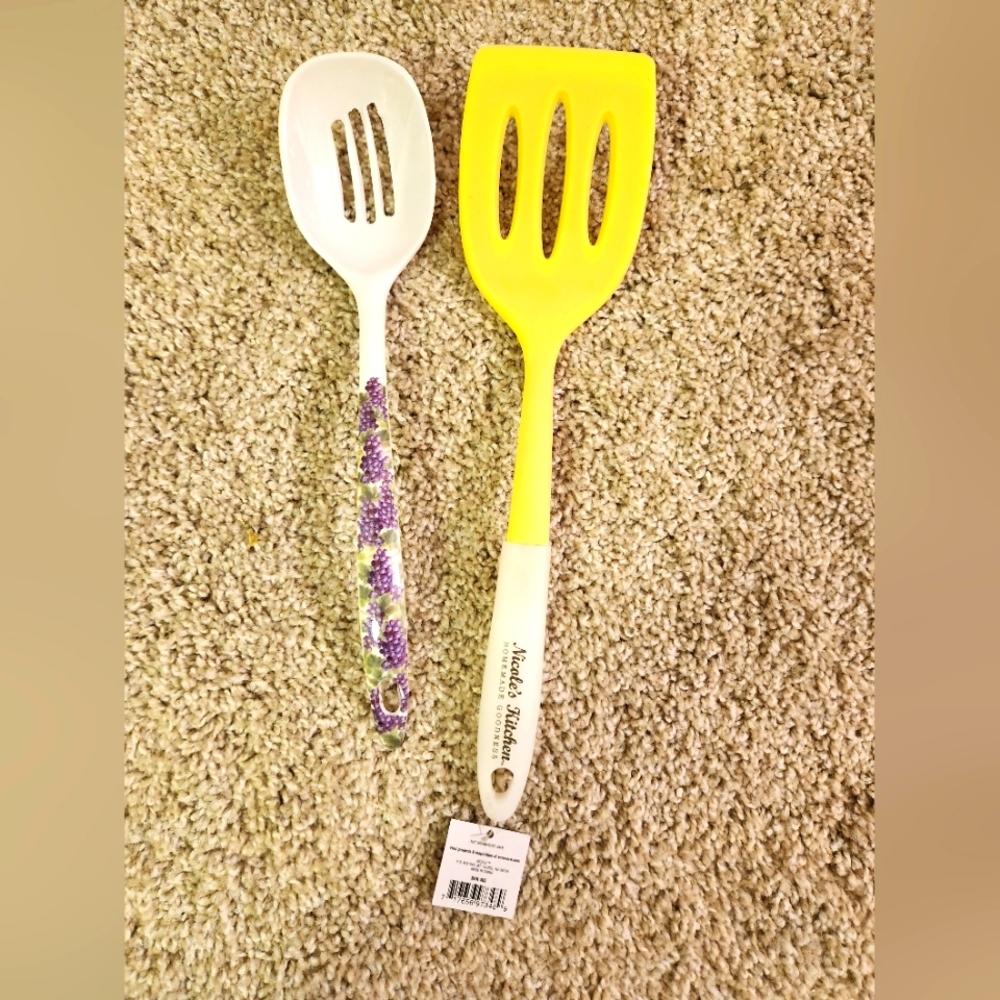 2 Kitchen Utensils